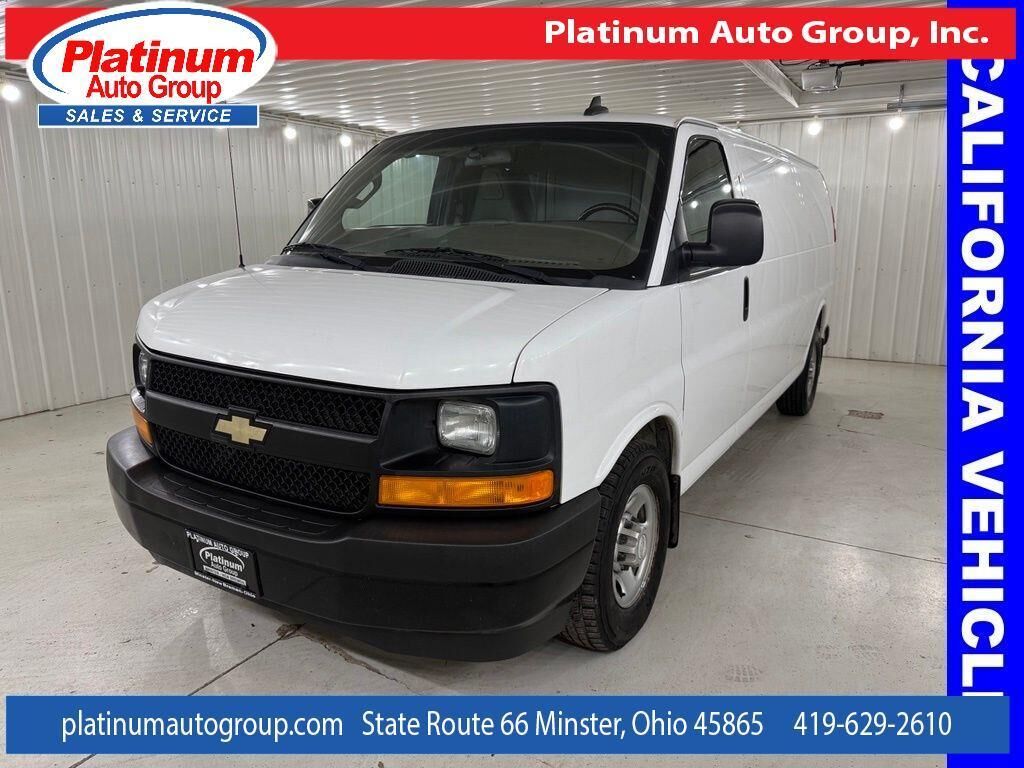 2017 CHEVROLET Express