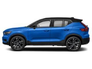 2020 VOLVO XC40