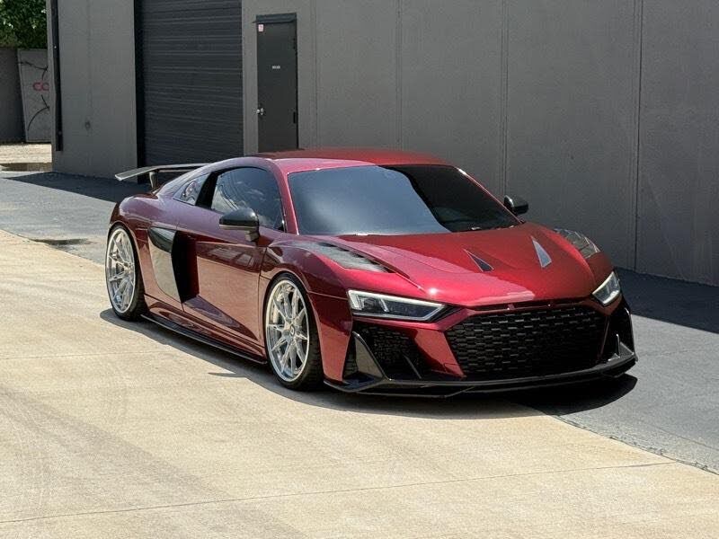2017 AUDI R8