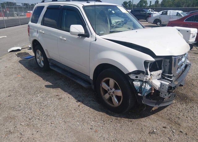 2011 FORD Escape