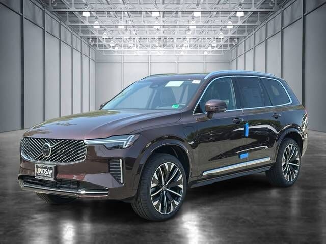 2025 VOLVO XC90