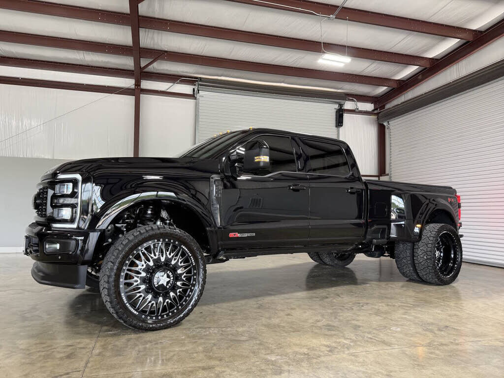 2023 FORD F-450