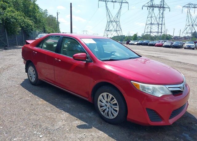 2012 TOYOTA Camry