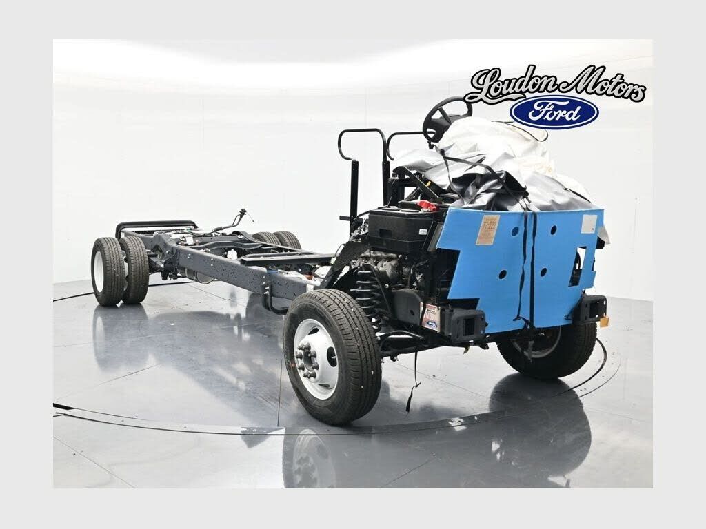 2027 FORD E-350