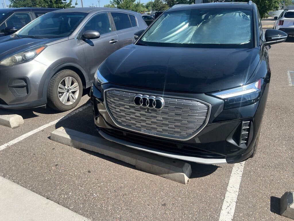 2022 Audi Q4