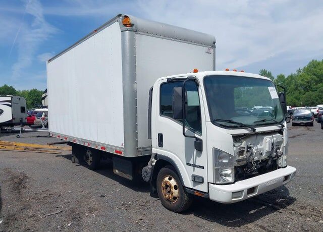 2016 ISUZU NPR-HD