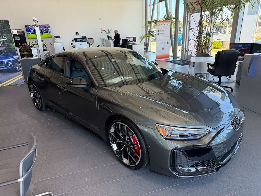 2026 Audi RS e-tron GT