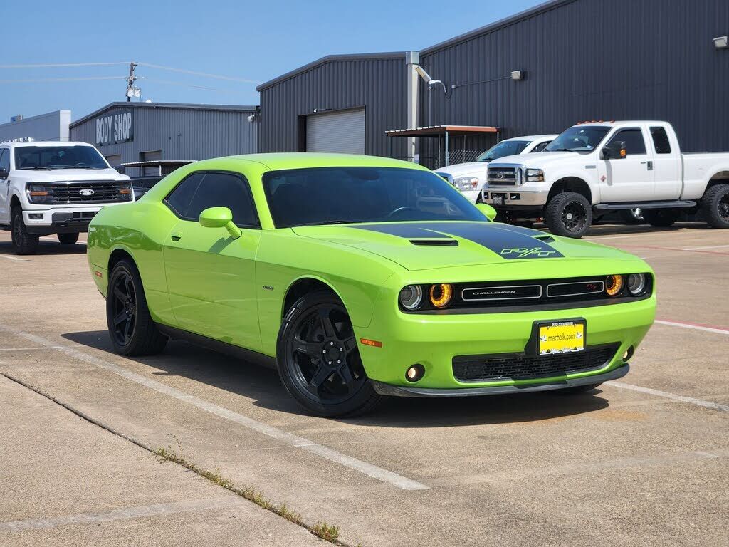 2015 DODGE Challenger