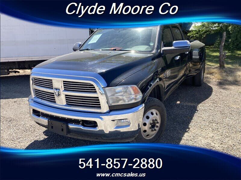 2012 DODGE Ram