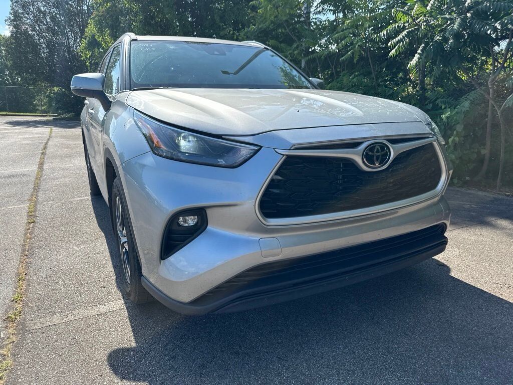 2023 TOYOTA Highlander