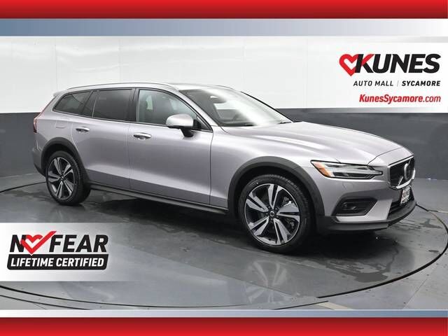2026 VOLVO V60CC