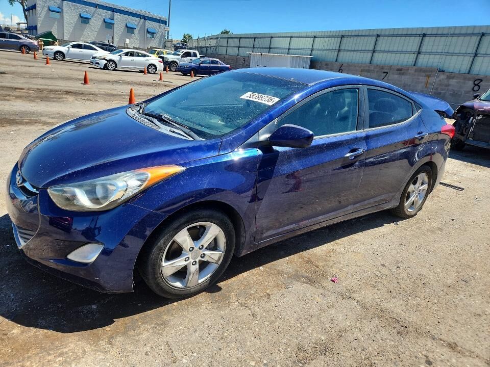 2012 HYUNDAI Elantra