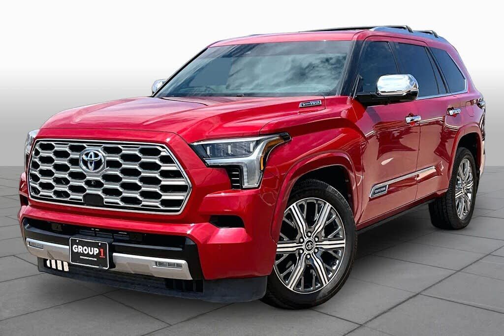 2023 TOYOTA Sequoia