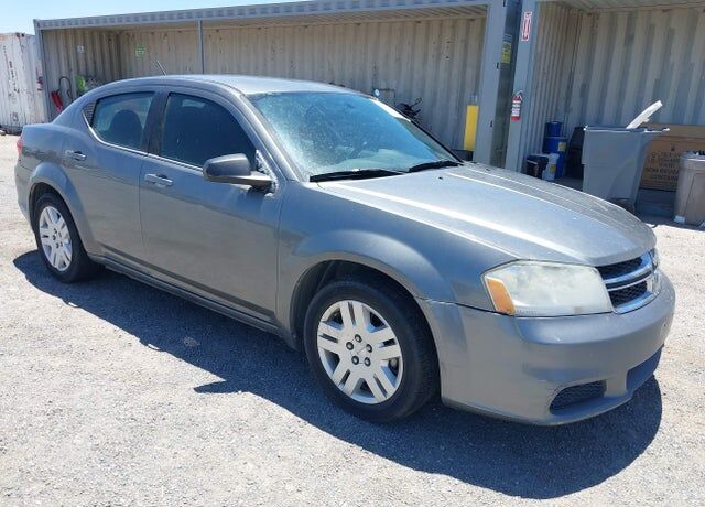 2013 DODGE Avenger