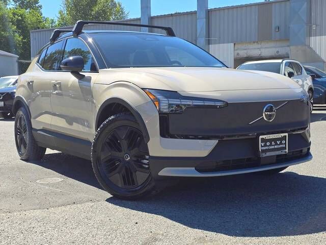 2026 VOLVO EX30 CC