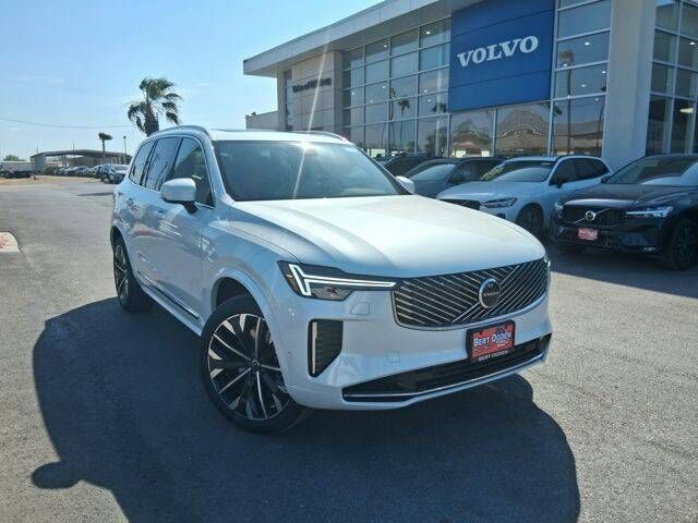 2026 VOLVO XC90