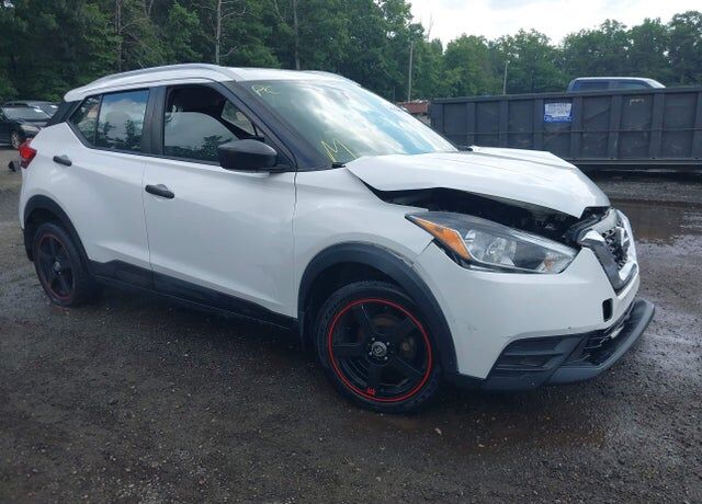 2018 NISSAN Kicks