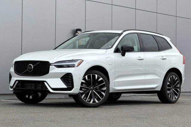 2026 VOLVO XC60