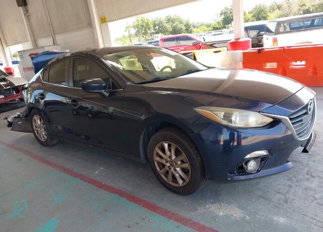 2015 MAZDA Mazda3