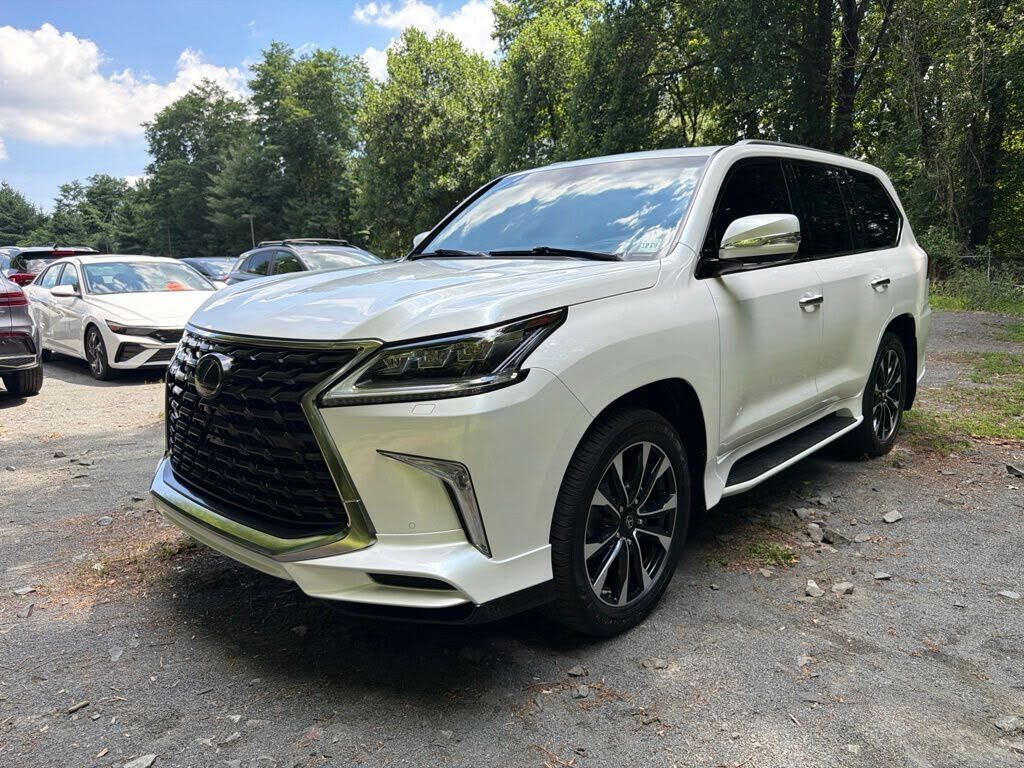 2021 LEXUS LX