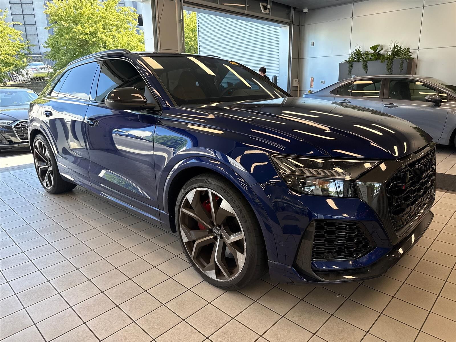 2023 AUDI RS Q8