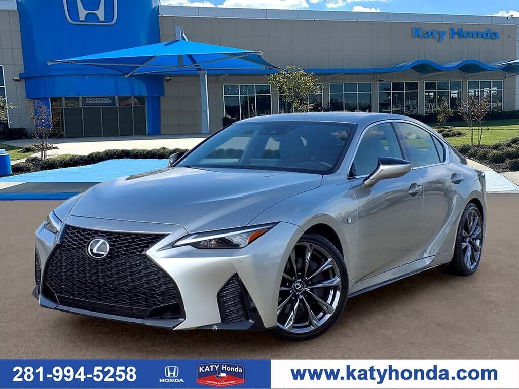 2023 LEXUS IS