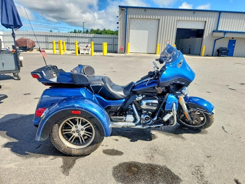 2018 HARLEY DAVIDSON FLHTCUTG ANV / 115th Anniversary Tri Glide Ultra