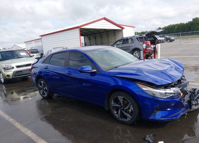 2023 HYUNDAI Elantra