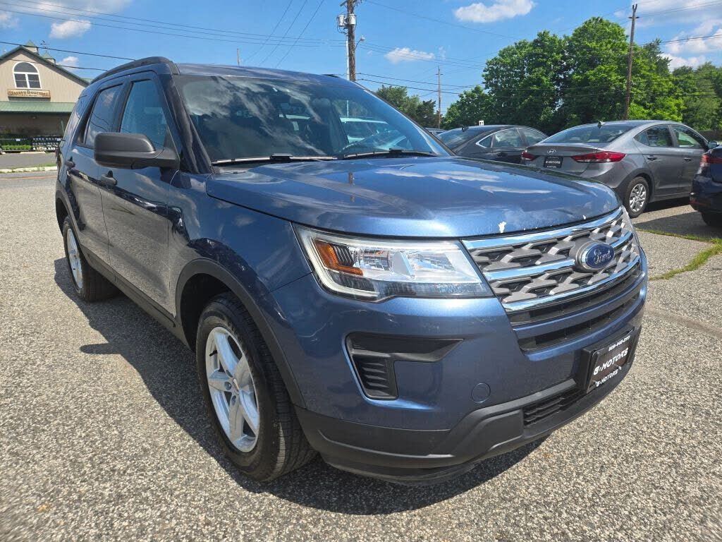 2018 FORD Explorer
