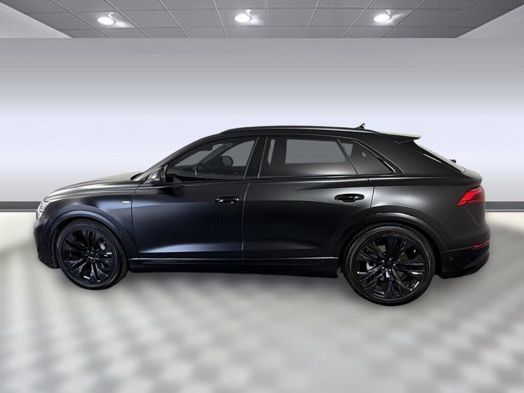 2025 Audi Q8