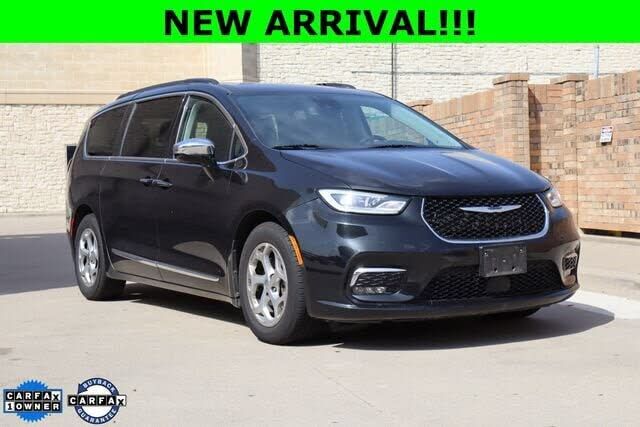 2023 CHRYSLER Pacifica