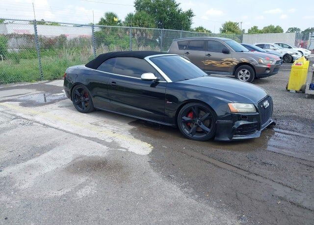 2011 AUDI S5