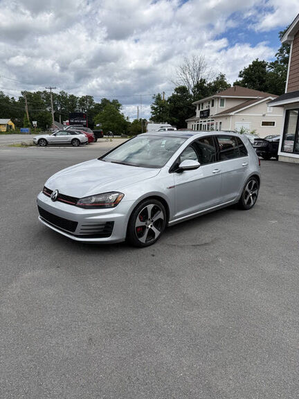 2016 VOLKSWAGEN Golf GTI