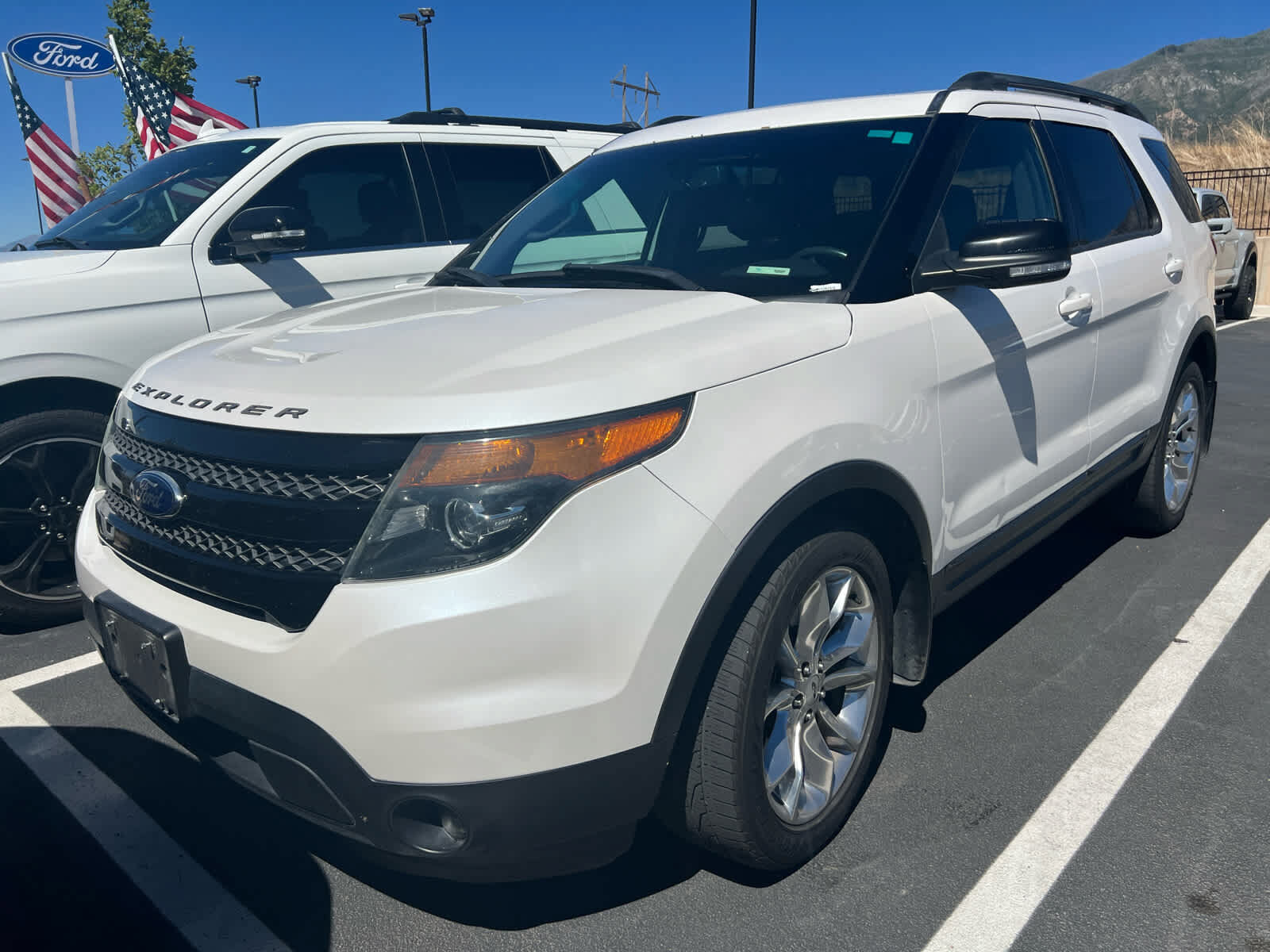 2015 FORD Explorer