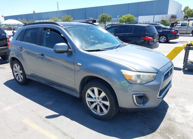 2013 MITSUBISHI Outlander Sport