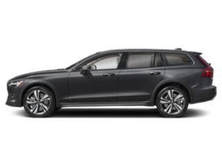 2023 VOLVO V60CC