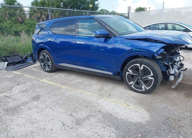 2024 VINFAST VF 9