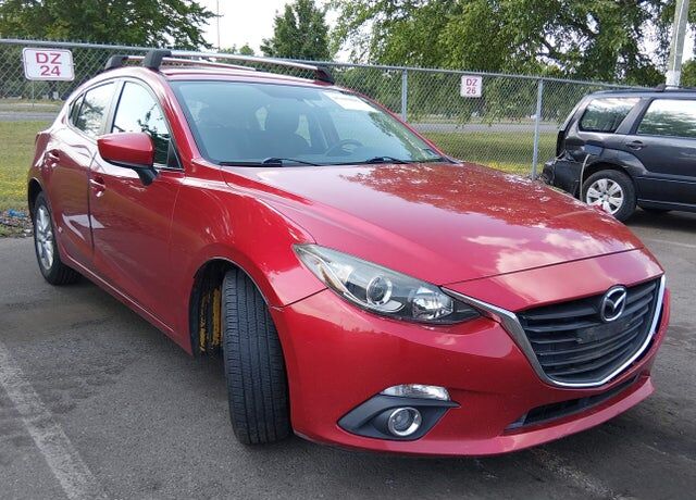 2014 MAZDA Mazda3