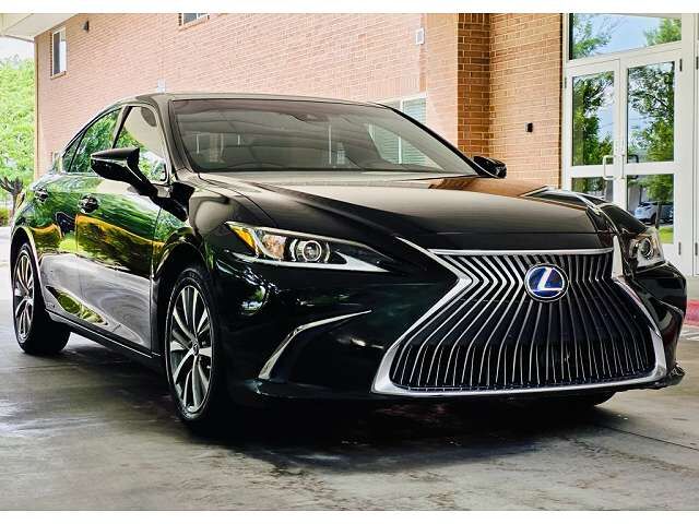 2021 LEXUS ES