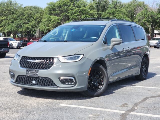 2022 CHRYSLER Pacifica