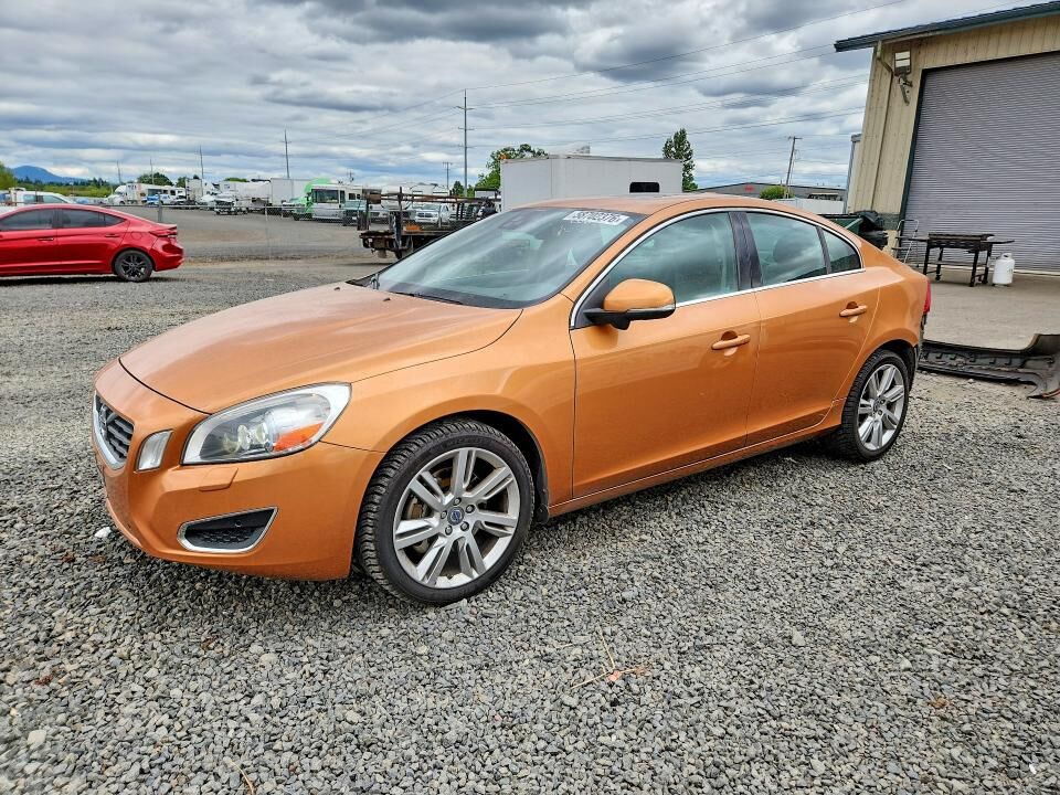 2013 VOLVO S60
