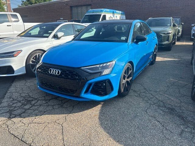 2022 AUDI RS3