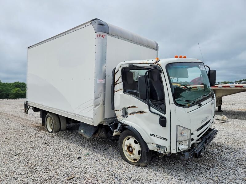 2022 ISUZU NPR-XD