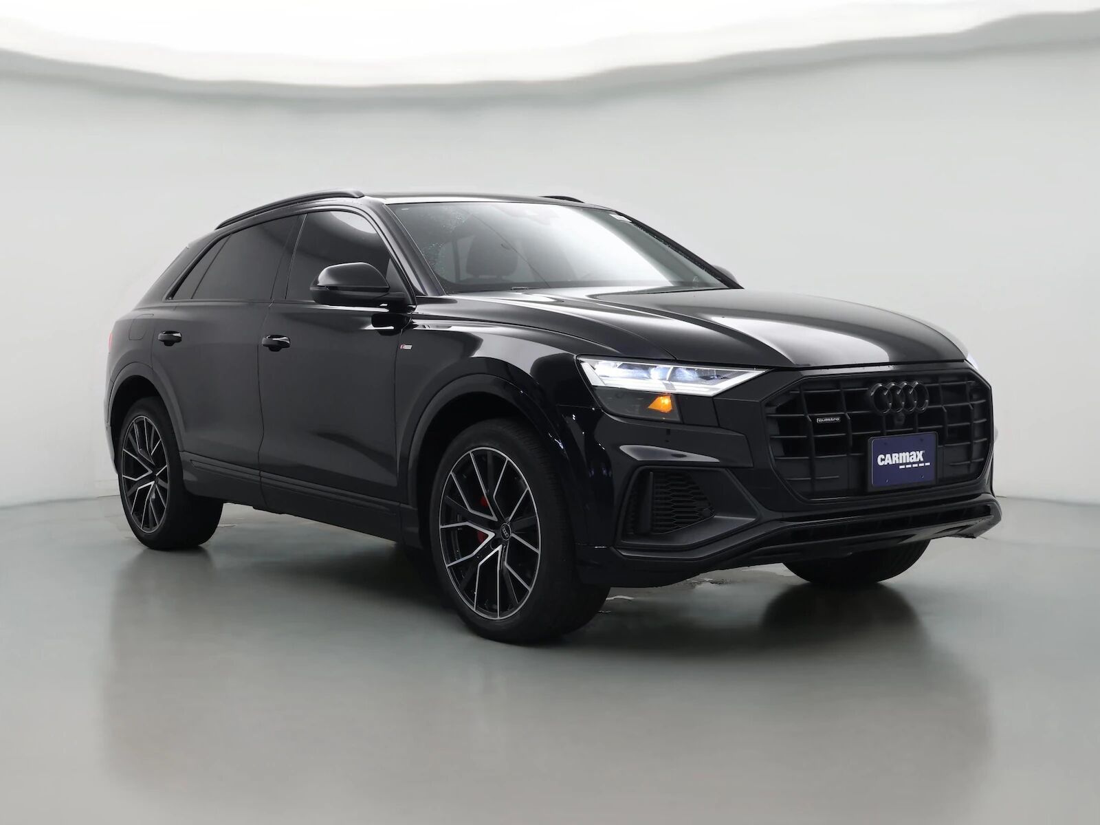 2021 AUDI Q8