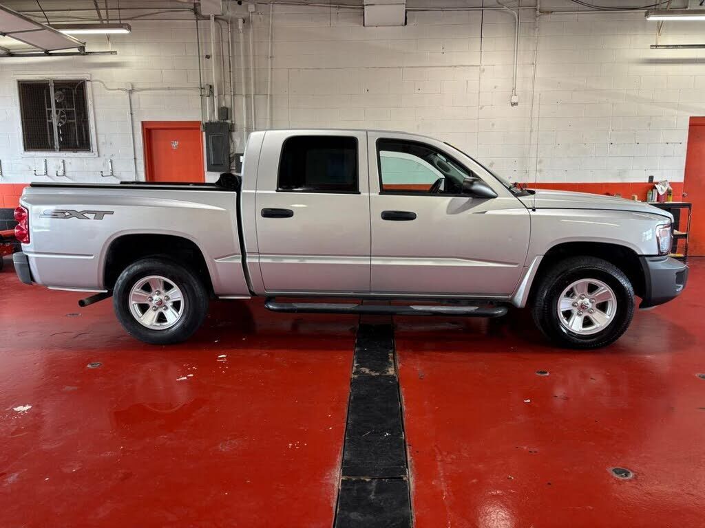 2008 DODGE Dakota