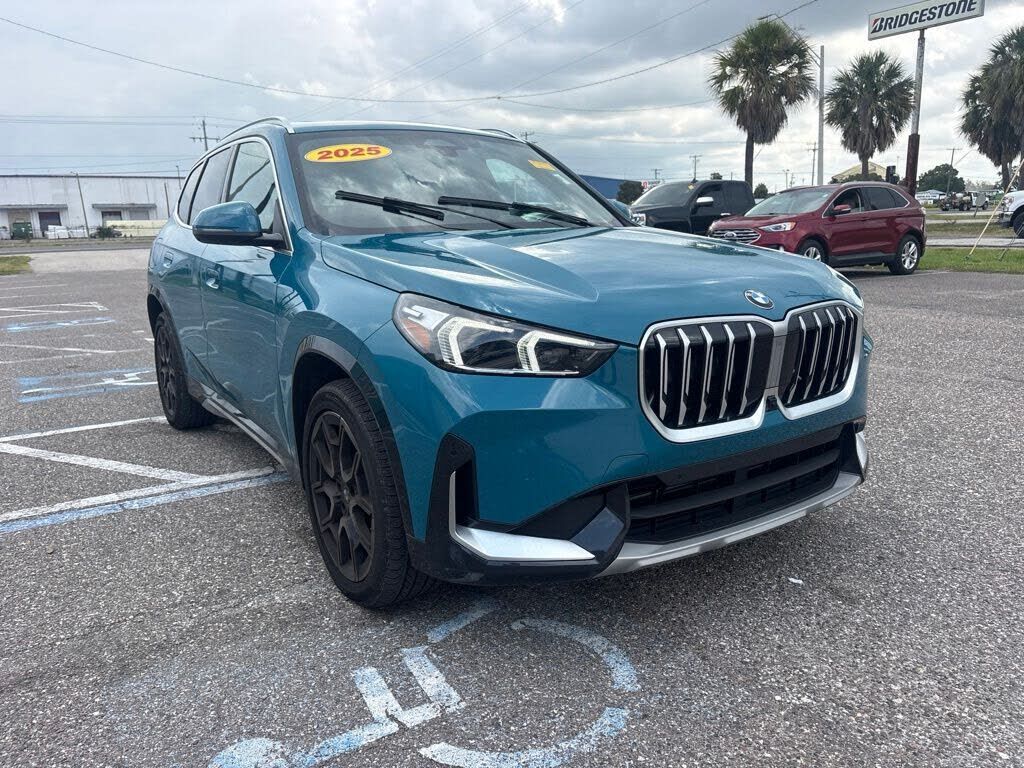 2025 BMW X1