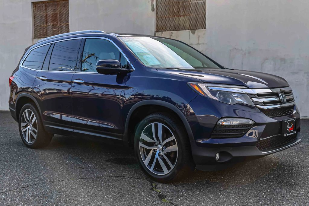 2017 HONDA Pilot