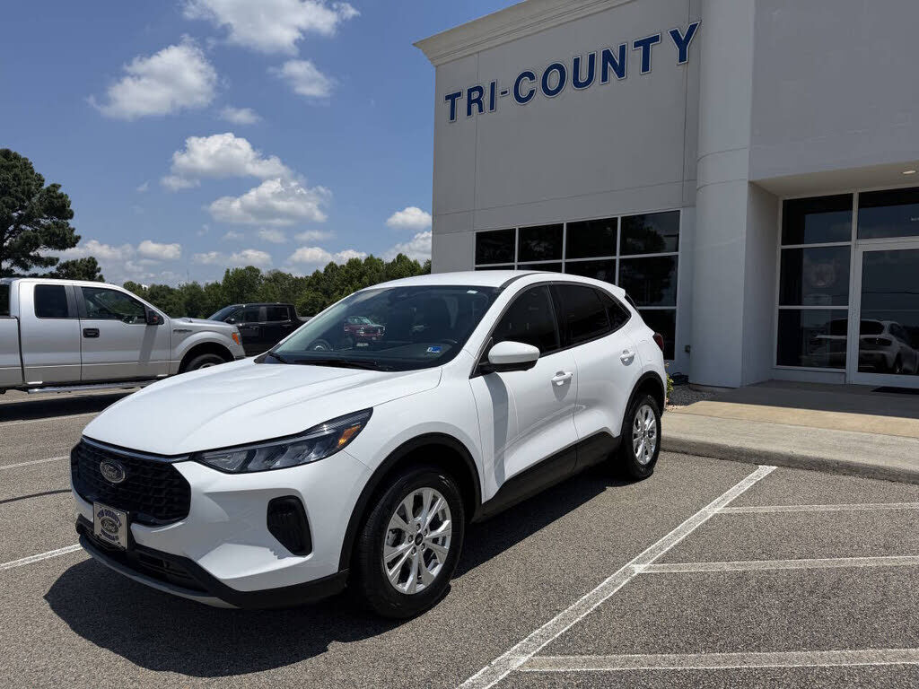 2023 FORD Escape