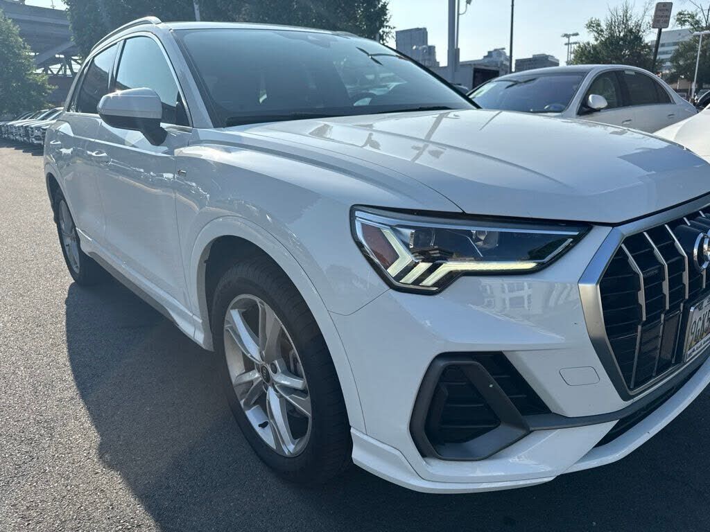 2022 Audi Q3