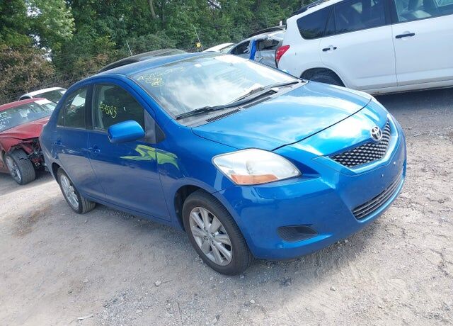 2009 TOYOTA Yaris
